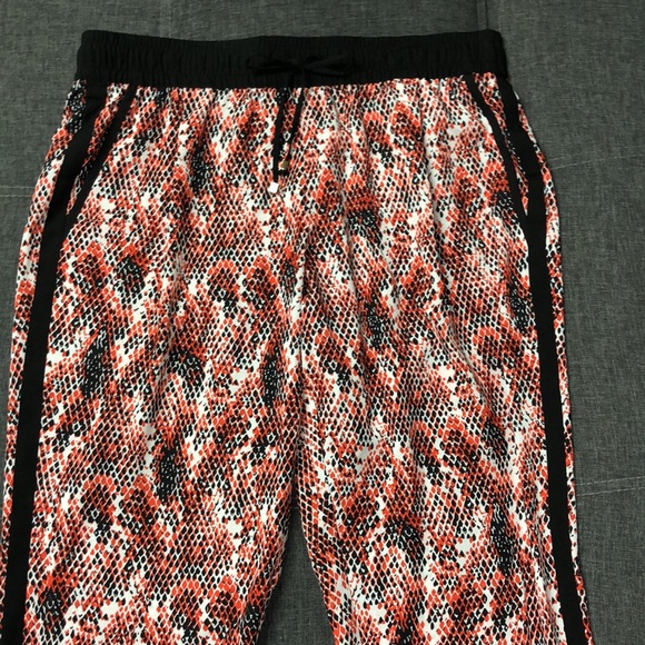 CALVIN KLEIN Snake Print Tuxedo Stripe Cropped Pants Orange Black Lightweight L - Picture 4 of 9